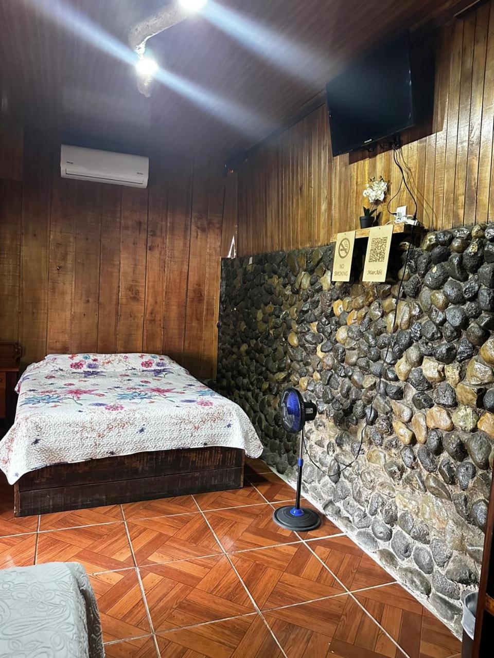 Hostel Rustico Marabi Tárcoles Εξωτερικό φωτογραφία